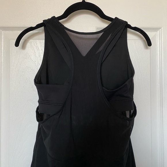 Lululemon Fast As Light 2-In-1 Tank 6 - Picture 15 of 16
